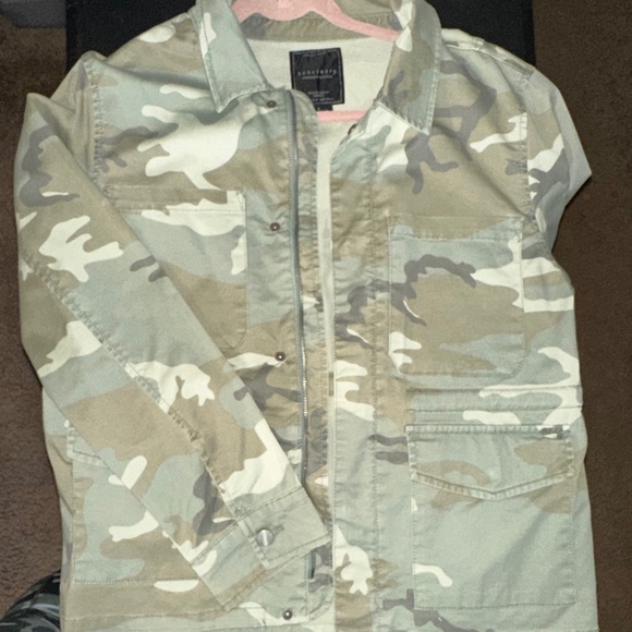 Camo Jacket - Picture 1 of 3
